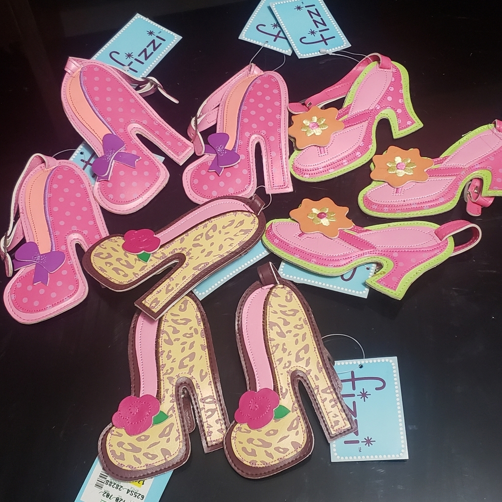 Luggage tags